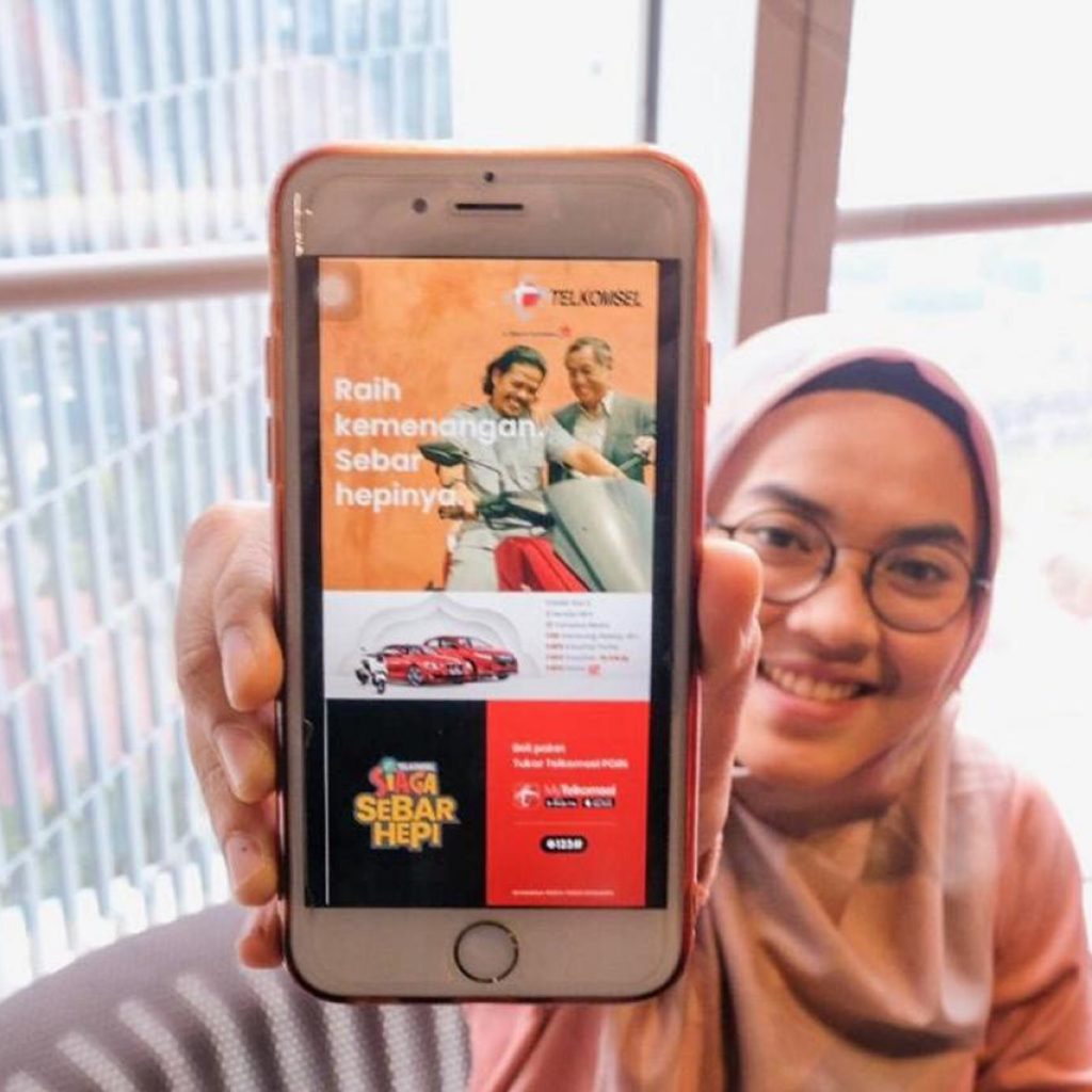 Telkomsel Berikan Hadiah Milyaran Rupiah