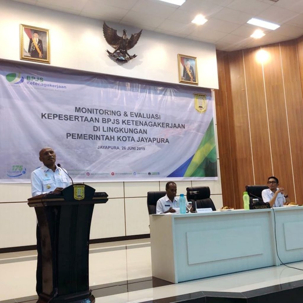 Ribuan Tenaga Honorer