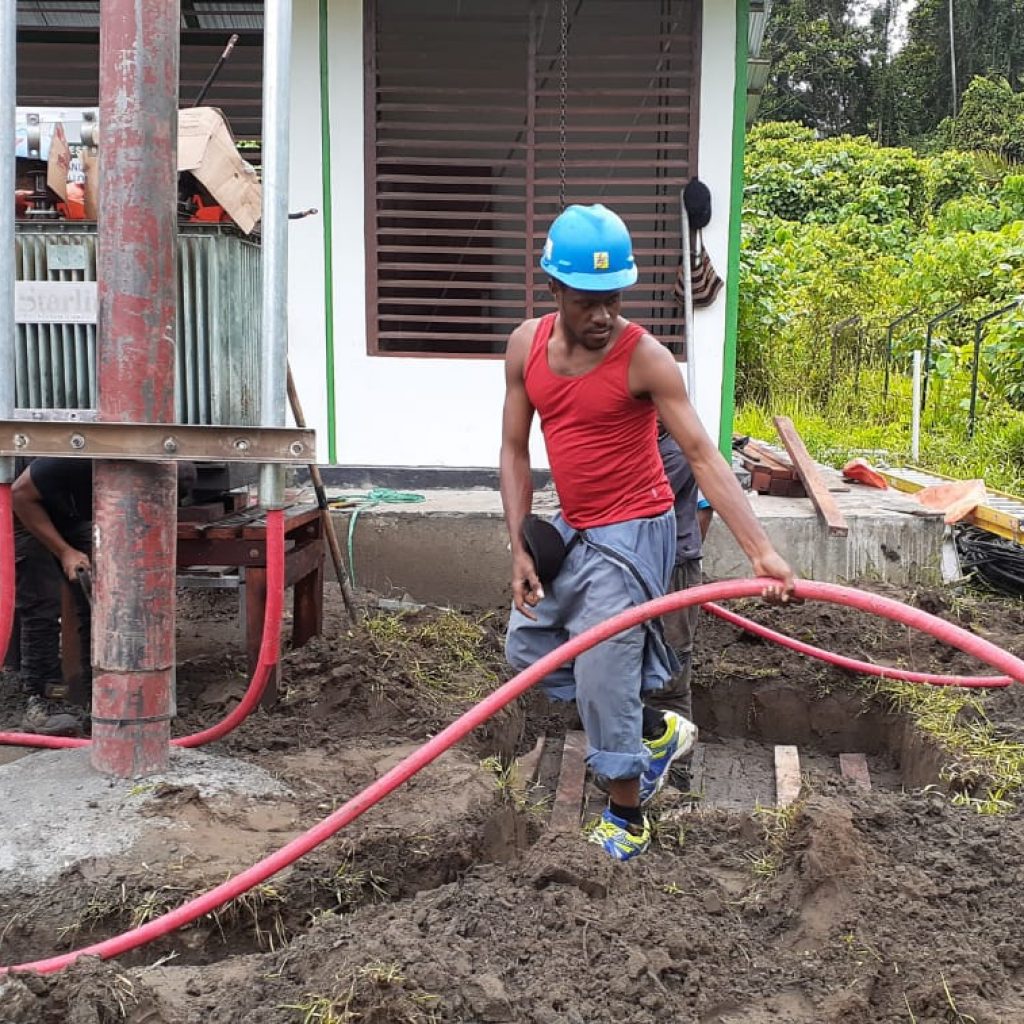 Pemasangan jaringan listrik