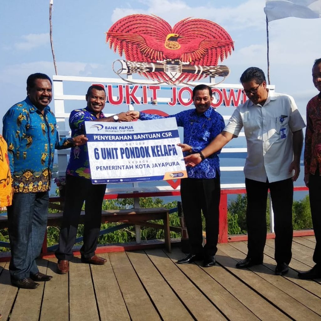 Penyerahan bantuan